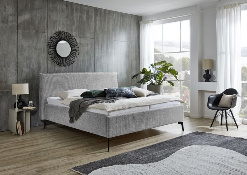 meise.möbel Polsterbett "Riva II", mit schwarzen Metallfüßen, wahlweise mit Bettkasten