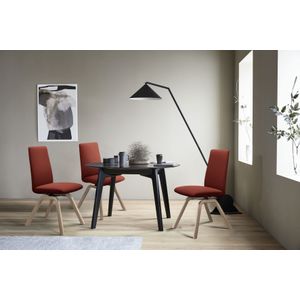 Stressless Polsterstuhl "Laurel", Microfaser DINAMICA, Low Back, Größe M, mit schräggestellten Beinen in Eiche natur
