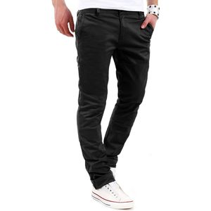 behype Chinohose "Heritage", im Slim -Fit-Schnitt