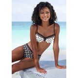 LASCANA Bügel-Bikini, mit süßen Tupfen