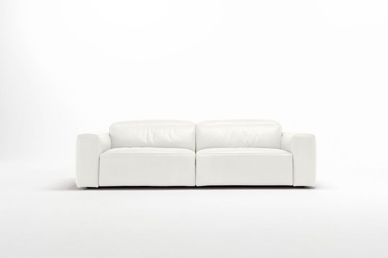 Egoitaliano 2,5-Sitzer "Beverly, Designsofa mit erstklassigem Sitzkomfort und tollen Details", Breite 242 cm, verstellbare Kopfteile