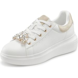 LASCANA Sneaker "Freizeitschuh, Schnürhalbschuh, Halbschuh,", mit Metallicdetails und abnehmbarer Brosche VEGAN