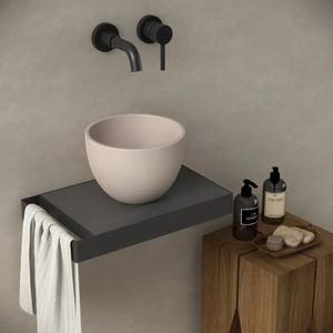 Toiletmeubel frame zwart plateau eiken zwart inclusief waskom mini beige met handoekbeugel Berdine 36x22.5x5cm links