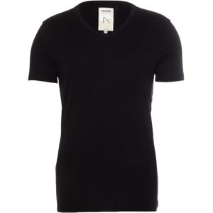 Chasin' T-shirt zwart (Maat: L) - Effen - Halslijn: V-hals,