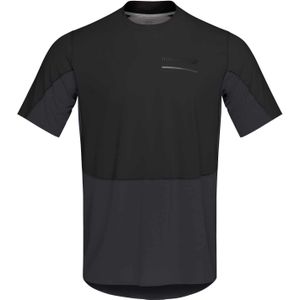 Norrona - Trail / Running kleding - Senja Equaliser Lightweight T-Shirt M'S Caviar voor Heren van Gerecycled Polyester - Maat L - Zwart