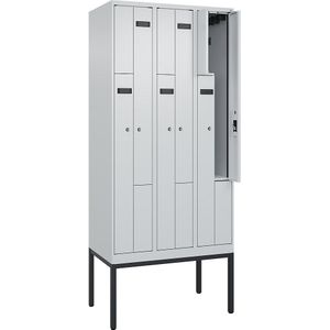 Z-lockerkast Evolo PLUS, 3 compartimenten, lichtgrijs, b = 900 mm, 6 vakken, met smalle voeten, cilinderslot