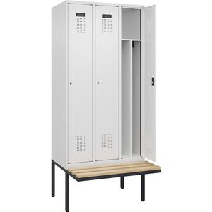 Lockerkast Evolo PLUS met scheidingswand in het midden en zitbank, 3 compartimenten, scheidingswand in het midden, wit, b = 900 mm, cilinderslot, met uitstekende zitbank, beukenhout