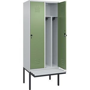 C+P Multifunctionele lockerkast Classic PLUS met zitbank, smal, 2 compartimenten, scheidingswand ingekort, lichtgrijs / resedagroen, b = 800 mm, veiligheidsdraaigrendel, vrijdragend, kunststof