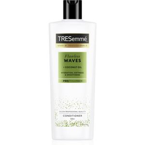 TRESemmé - Flawless Waves - Hydraterende Conditioner - 400 ml