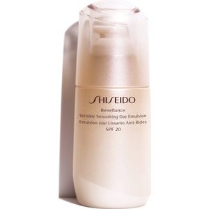 Shiseido Benefiance Wrinkle Smoothing Day Emulsion Beschermende Emulsie tegen Huidveroudering SPF 20 75 ml