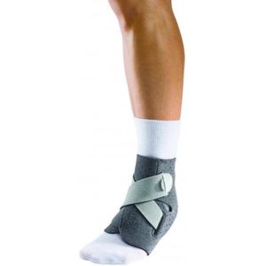 Mueller Adjust-to-Fit Ankle Support brace voor de enkels 1 st