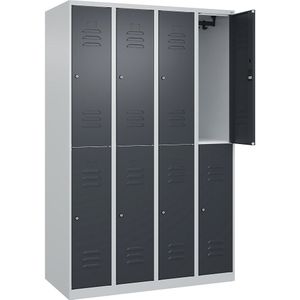 C+P Kledingkast Classic PLUS met twee verdiepingen, 4 compartimenten, lichtgrijs / grijs, h x b = 1850 x 1200 mm, met voetdoppen, cilinderslot