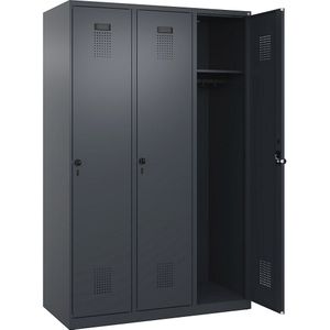 C+P Lockerkast Evolo PLUS, 3 compartimenten, grijs, b = 1200 mm, met voetdoppen, draaigrendel