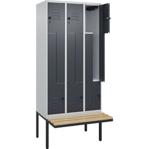 C+P Z-kledingkast Classic PLUS met zitbank, 3 compartimenten, lichtgrijs / grijs, b = 900 mm, veiligheidsdraaigrendel, vrijdragend, beuken-hardhout