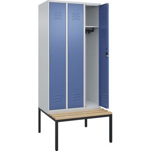 C+P Kledingkast Classic PLUS met zitbank, 3 compartimenten, lichtgrijs / verblauw, b = 900 mm, cilinderslot, ondergebouwd, beuken-hardhout
