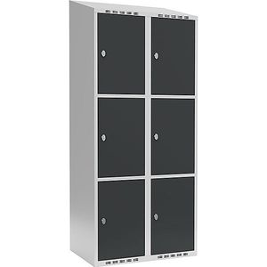 Drievoudige locker Fydor, 2 compartimenten, lichtgrijs / grijs, b = 800 mm, 2 compartimenten, schuine bovenkant, hangslot