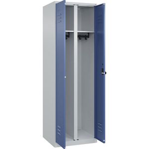 C+P Multifunctionele kledingkast Classic PLUS, 1 compartiment, lichtgrijs / verblauw, h x b = 1850 x 600 mm, met voetdoppen, draaigrendel