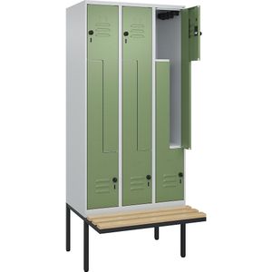 C+P Z-kledingkast Classic PLUS met zitbank, 3 compartimenten, lichtgrijs / resedagroen, b = 900 mm, veiligheidsdraaigrendel, vrijdragend, beuken-hardhout