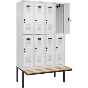 Lockerkast Evolo PLUS met twee verdiepingen en zitbank, 4 compartimenten, wit, b = 1200 mm, veiligheidsdraaigrendel, met uitstekende zitbank, beukenhout