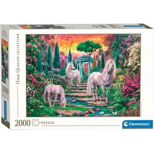Puzzel Classical Unicorns (2000st) - Betoverende eenhoorns in een kleurrijke tuin
