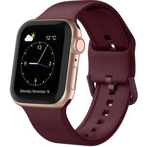 Soft siliconen bandje met gespsluiting - Bordeaux - Geschikt voor Apple Watch 42mm / 44mm / 45mm / 49mm