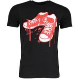T-Shirt - Sneakers - Zwart