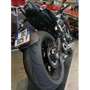 Access Design Zwarte Yamaha MT-09 "flush wheel" plaathouder Kentekenplaathouder