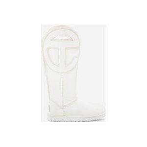 UGG® x TELFAR Logo Tall Crinkle in White, Maat 41, Leder