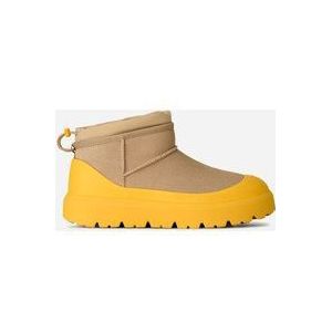 UGG - Classic Ultra Mini Weather Hybrid - Snowboots - Brown - Suède