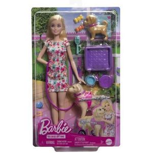 Barbie met speelgoedpuppy en hond in rolstoel