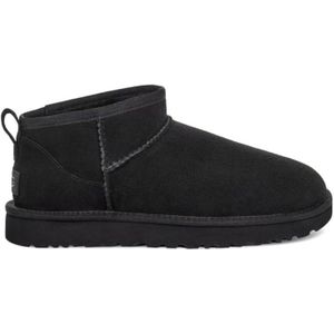 UGGvoor mannen. 1137391 Leren enkellaarsjes M Classic Ultra Mini bruin (44), Leer, Plat, Geen, Casual