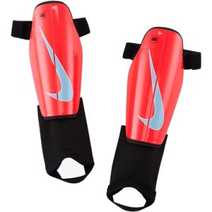 Nike - Charge - Scheenbeschermers - Bright Crimson