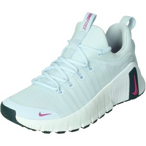 Nike free metcon 6 in de kleur grijs.