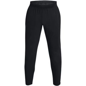 Under armour launch pant in de kleur zwart.