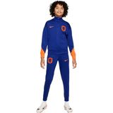 Nederlands elftal trainingspak 24/25 in de kleur blauw.