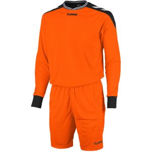 Hummel basel keeperset in de kleur oranje.