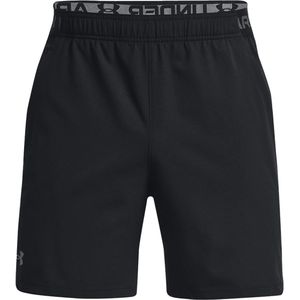 Under armour vanish woven short in de kleur zwart.