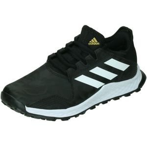 Adidas youngstar in de kleur zwart.