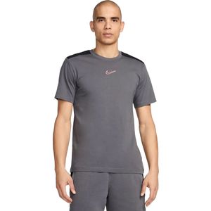 Nike sportswear graphic t-shirt in de kleur grijs.
