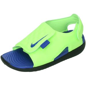 Nike sunray adjust 5 in de kleur groen.