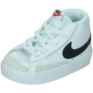 Nike blazer mid '77 in de kleur wit.