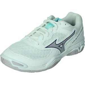 Mizuno wave phantom in de kleur wit.