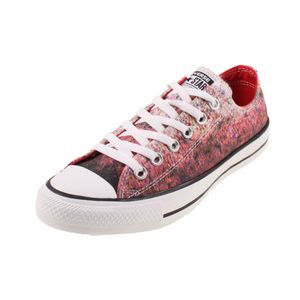 Converse all star low canvas streaming in de kleur roze.