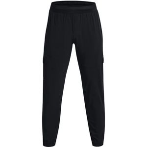 Under armour stretch woven cargobroek in de kleur zwart.