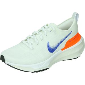 Nike zoomx invincible rn fp in de kleur wit.