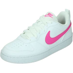 Nike court borough low recraft in de kleur wit.