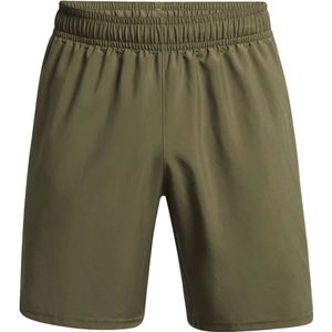 Under armour woven wordmark short in de kleur groen.