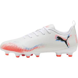 Puma future 8 play fg/ag jr in de kleur wit.