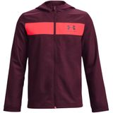 Under armour sportstyle windjack in de kleur rood.