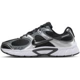 Nike - V5 RnR - Sneakers - Zwart